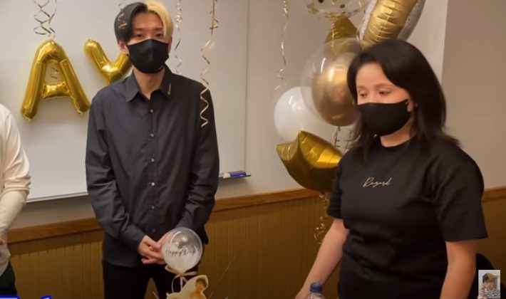 ヒカル　阿久津　関係